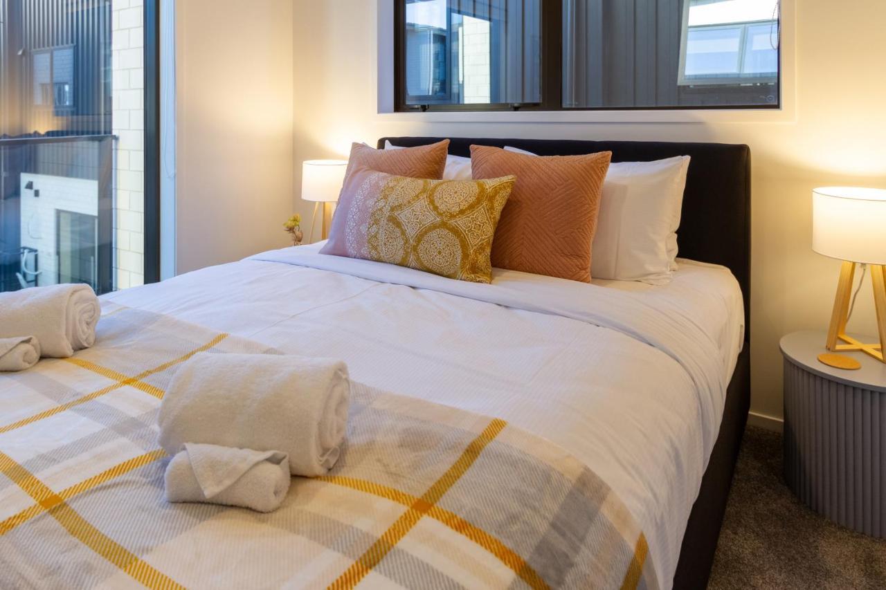 Tuam Street Delight 4 Bed 4 Bath Apartment ไครสต์เชิร์ช ภายนอก รูปภาพ
