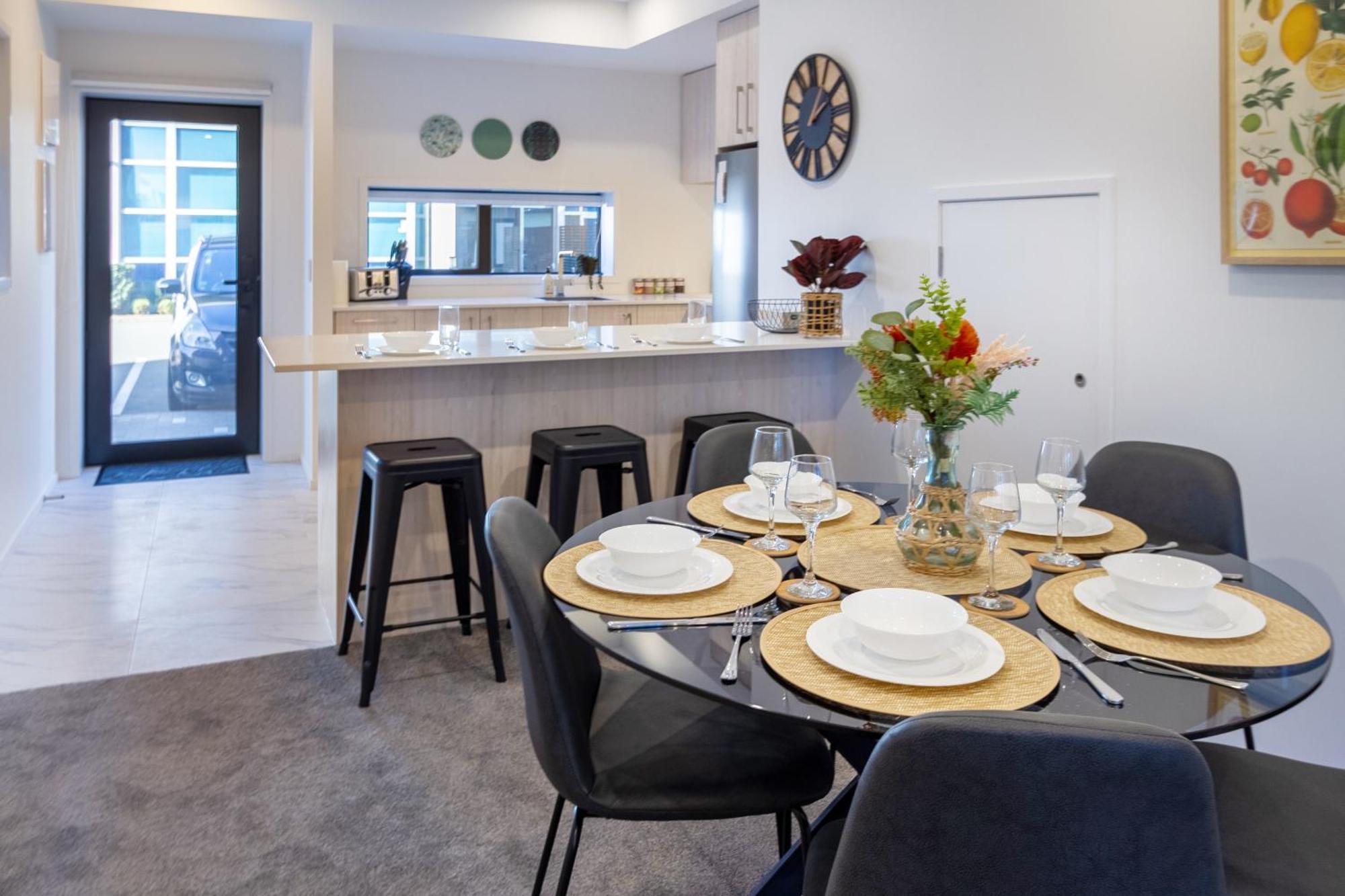 Tuam Street Delight 4 Bed 4 Bath Apartment ไครสต์เชิร์ช ภายนอก รูปภาพ